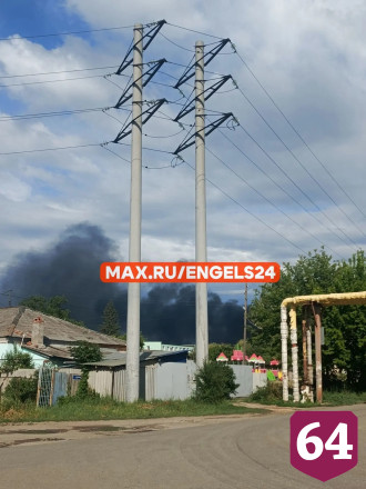 На станции под Саратовом горит вагон